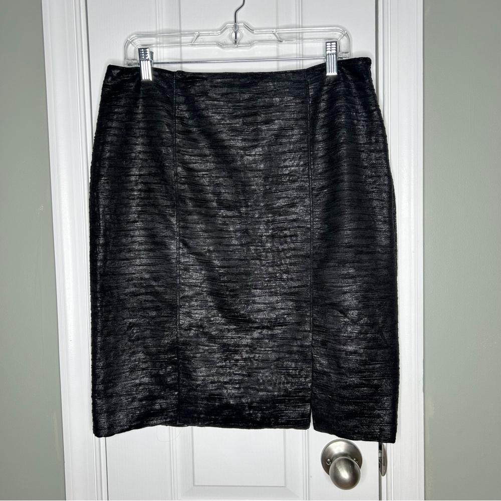 NWT Women’s Versatile Sleek Sheen Black Vegan Leather Slitted Mini Skirt 10